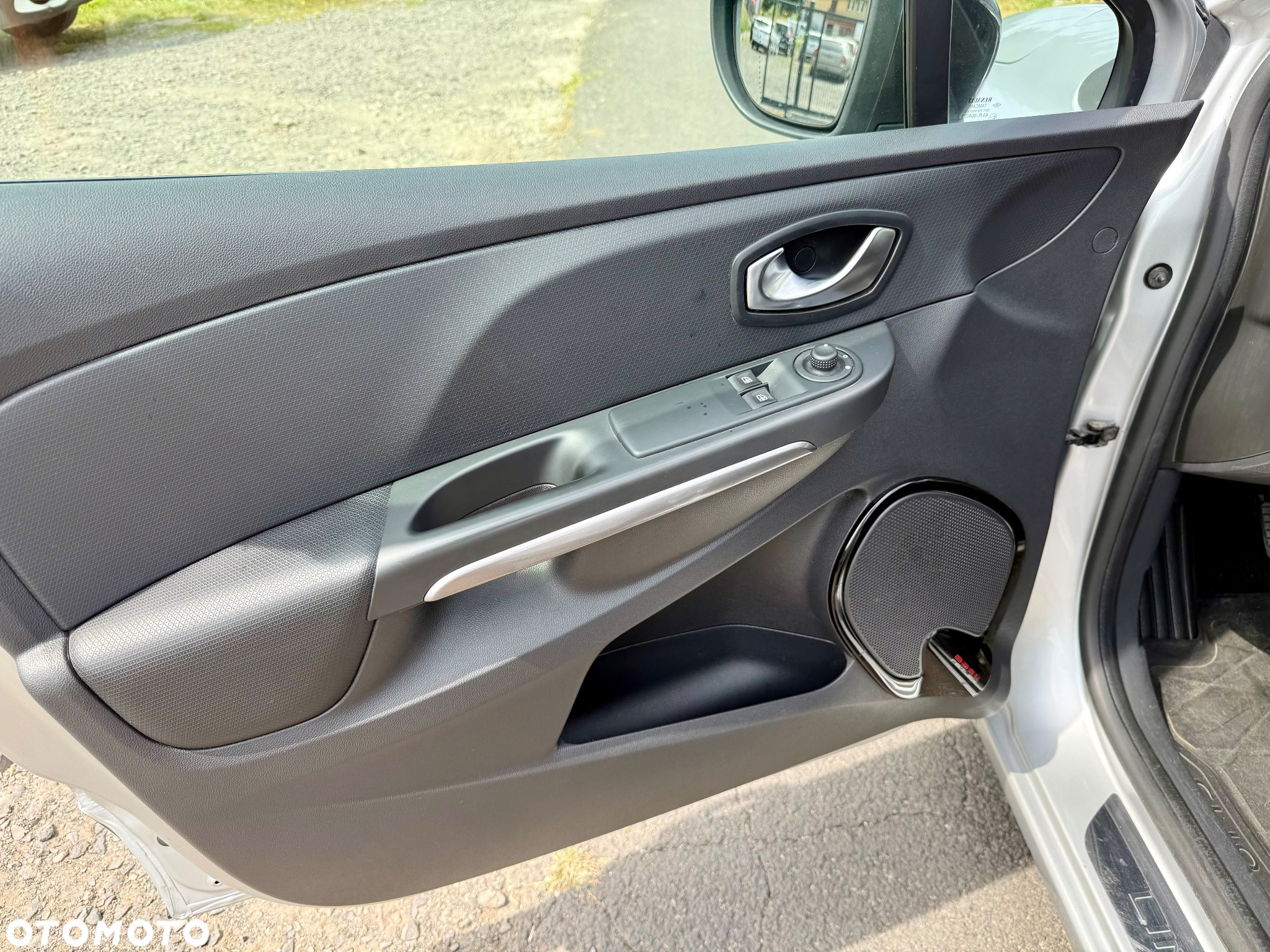 Renault Clio Grandtour Energy TCe 90 Start & Stop Limited - 13