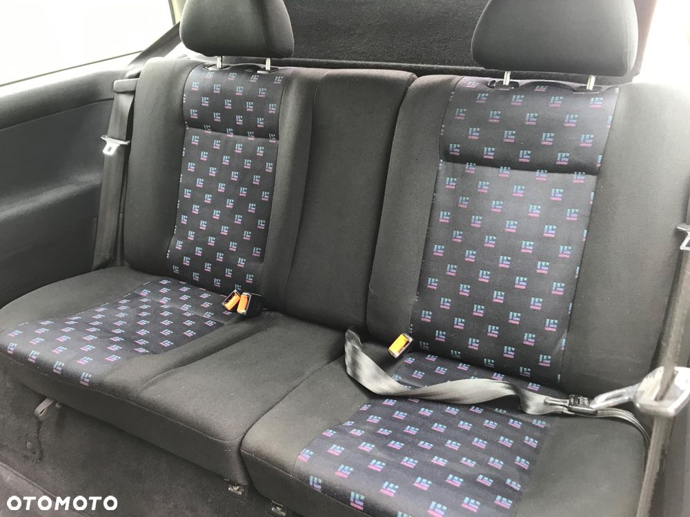 Volkswagen Golf - 13