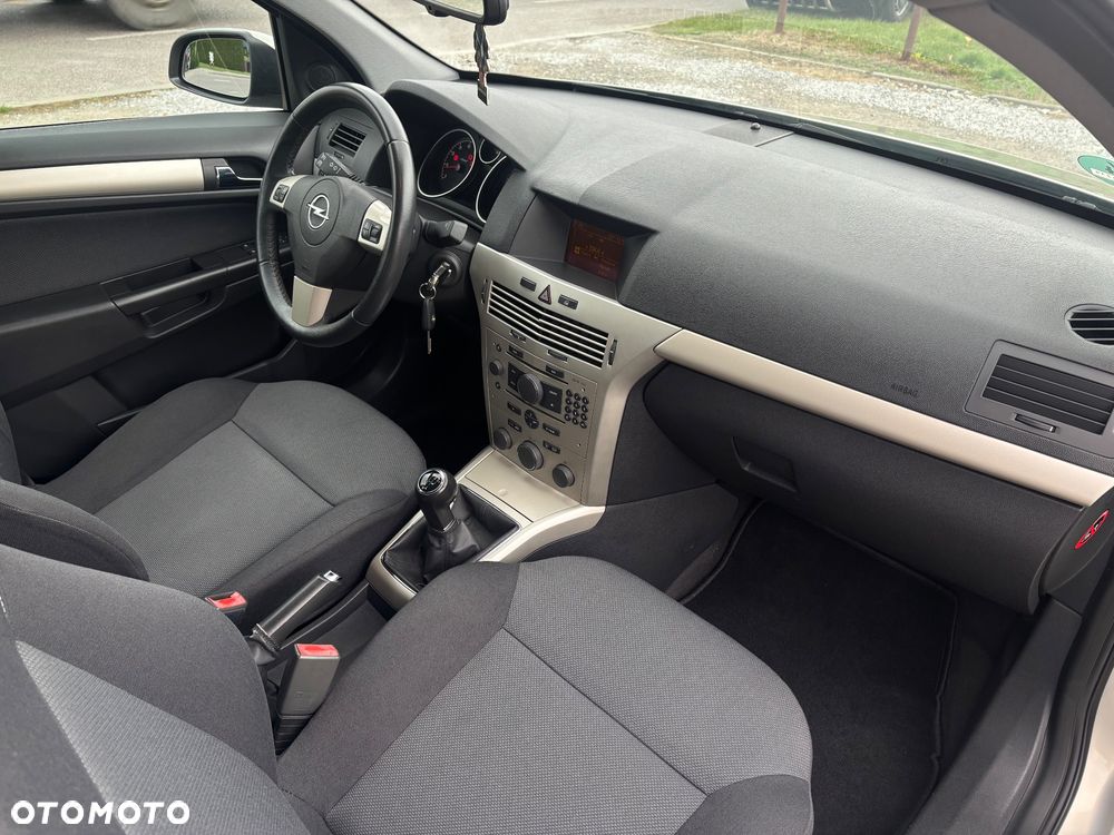 Opel Astra - 10