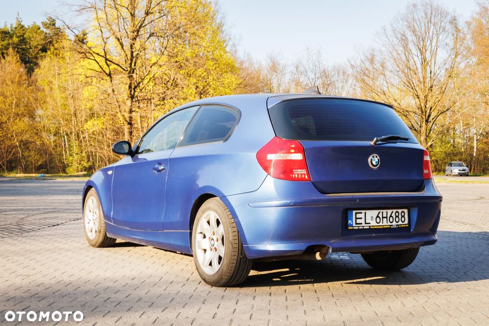 BMW Seria 1 2008 photo 3