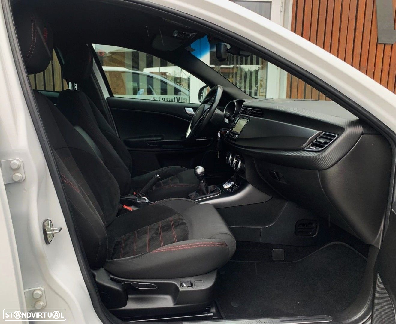 Alfa Romeo Giulietta 1.6 JTDm Super - 11