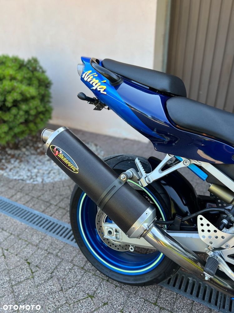 Kawasaki Ninja - 4
