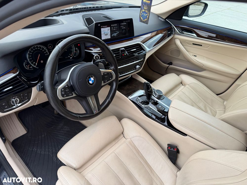 BMW Seria 5 520d xDrive AT - 22