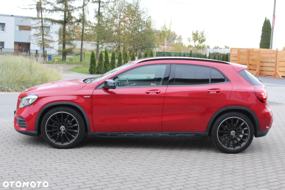 Mercedes-Benz GLA 200 7G-DCT Edition 1 - 8