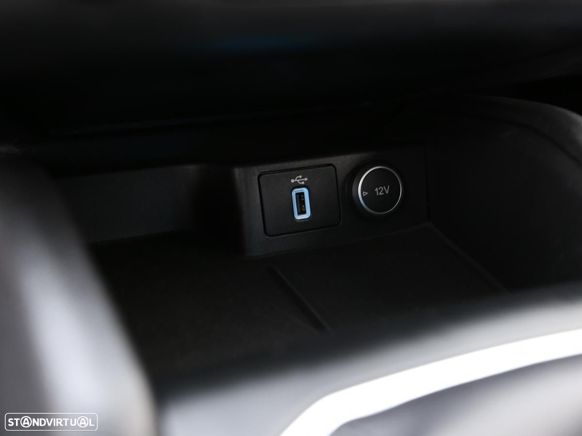 Ford Focus SW 1.5 TDCi EcoBlue Titanium - 21