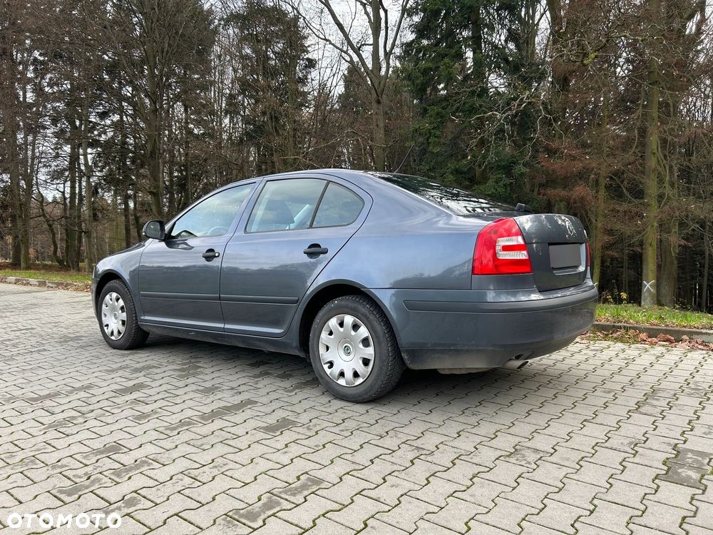 Skoda Octavia 1.6 Ambition - 6