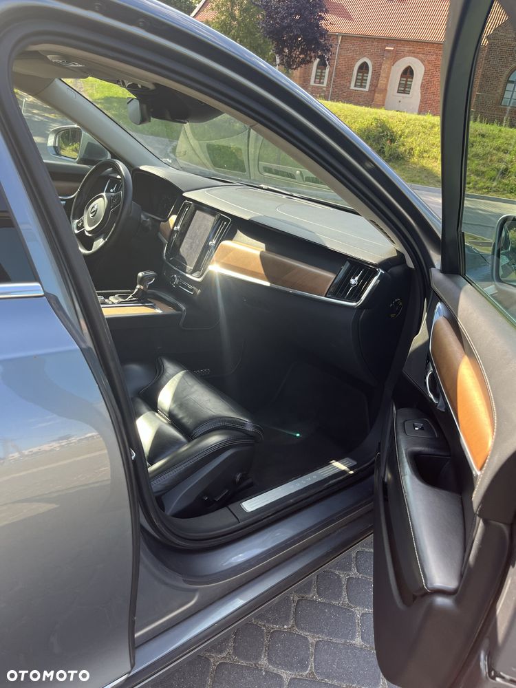 Volvo S90 - 3