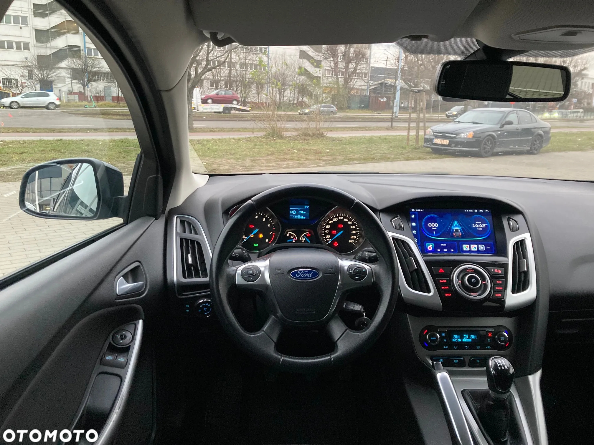 Ford Focus - 13