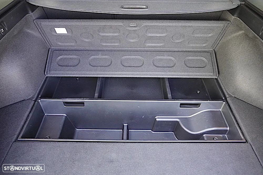 Kia Ceed SW 1.6 CRDi MHEV Dynamic - 14