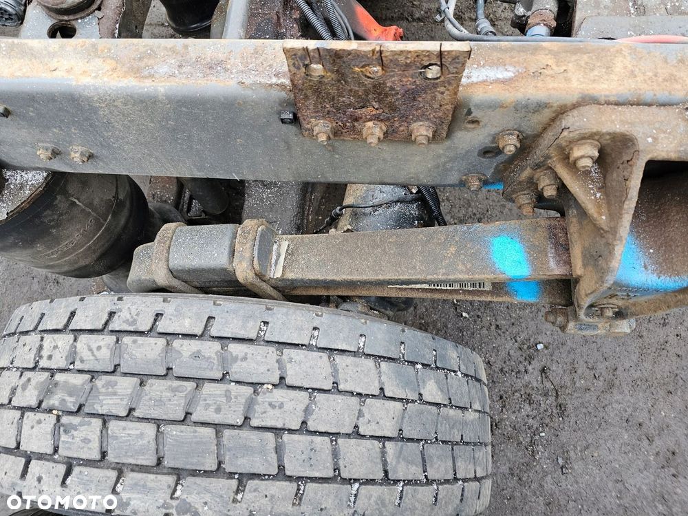 PÓŁRESOR RESOR PRAWY LEWY 7,5 cm DAF LF 45 FELGI 17,5 - 2
