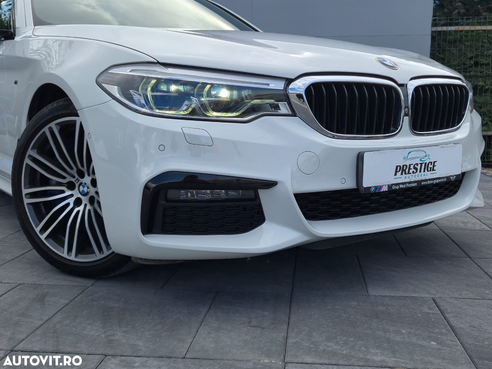 BMW Seria 5 540d xDrive AT - 37