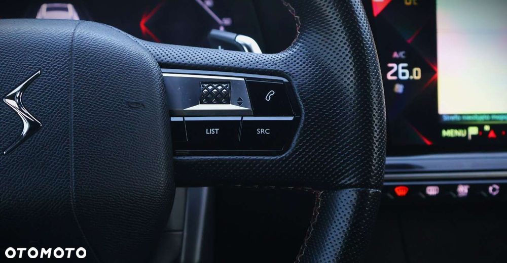 DS Automobiles DS 7 Crossback 2.0 BlueHDi Performance Line + - 26