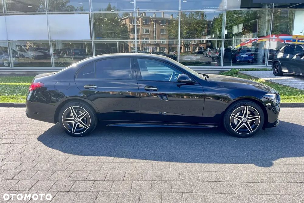 Mercedes-Benz Klasa C 200 mHEV 4-Matic AMG - 11