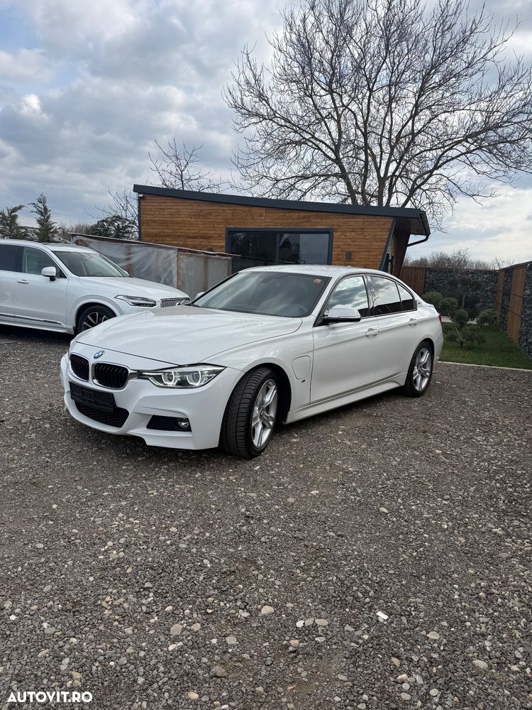 BMW Seria 3 330e iPerformance AT M Sport - 10
