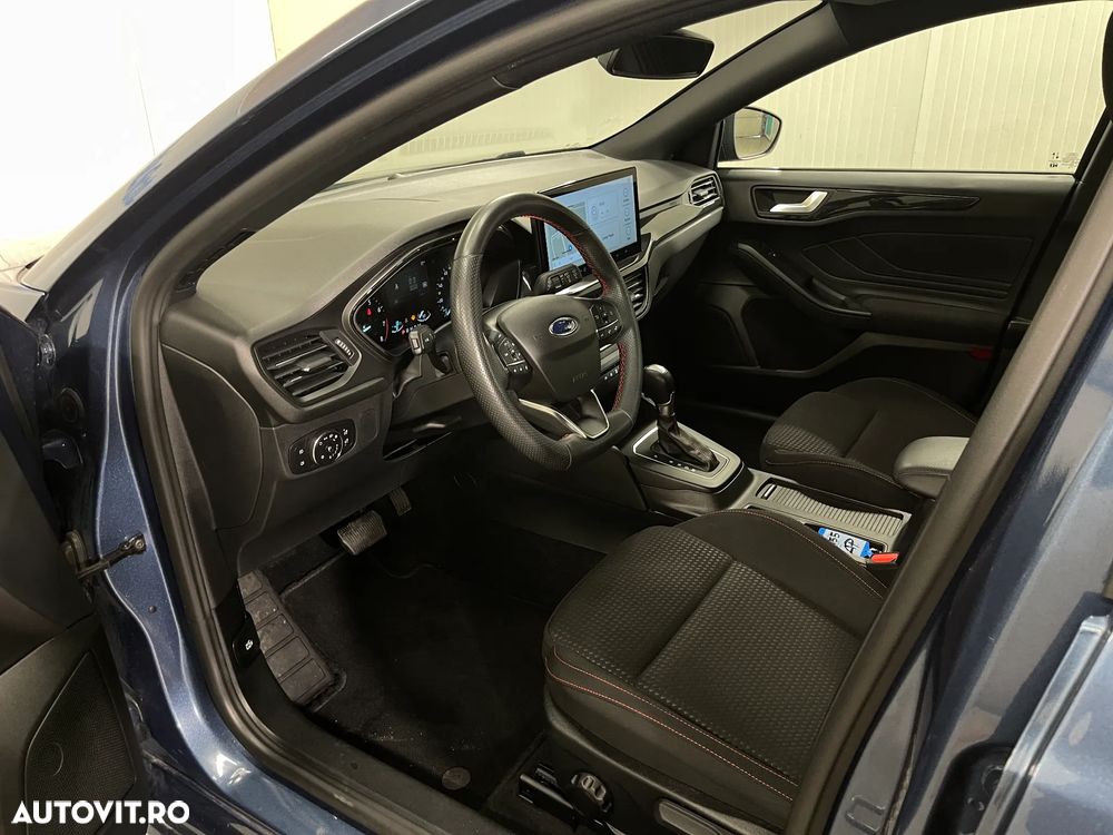 Ford Focus 1.0 EcoBoost MHEV Titanium - 6