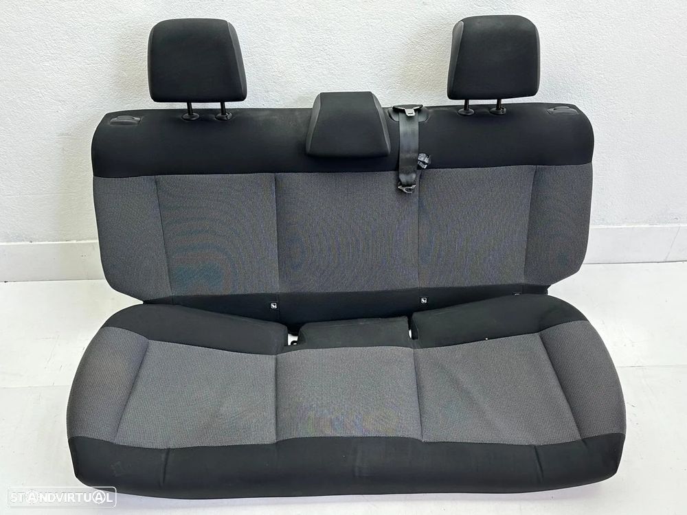 Conjunto Bancos - Citroen C4 Cactus (2014) - 3