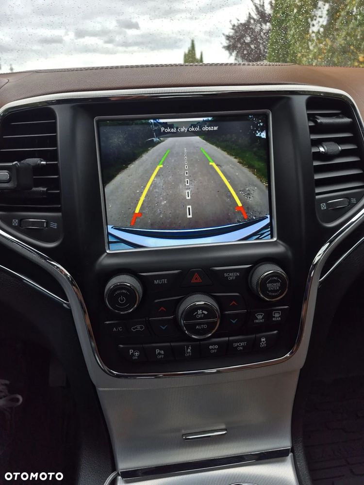 Jeep Grand Cherokee 5.7 V8 HEMI Summit - 16