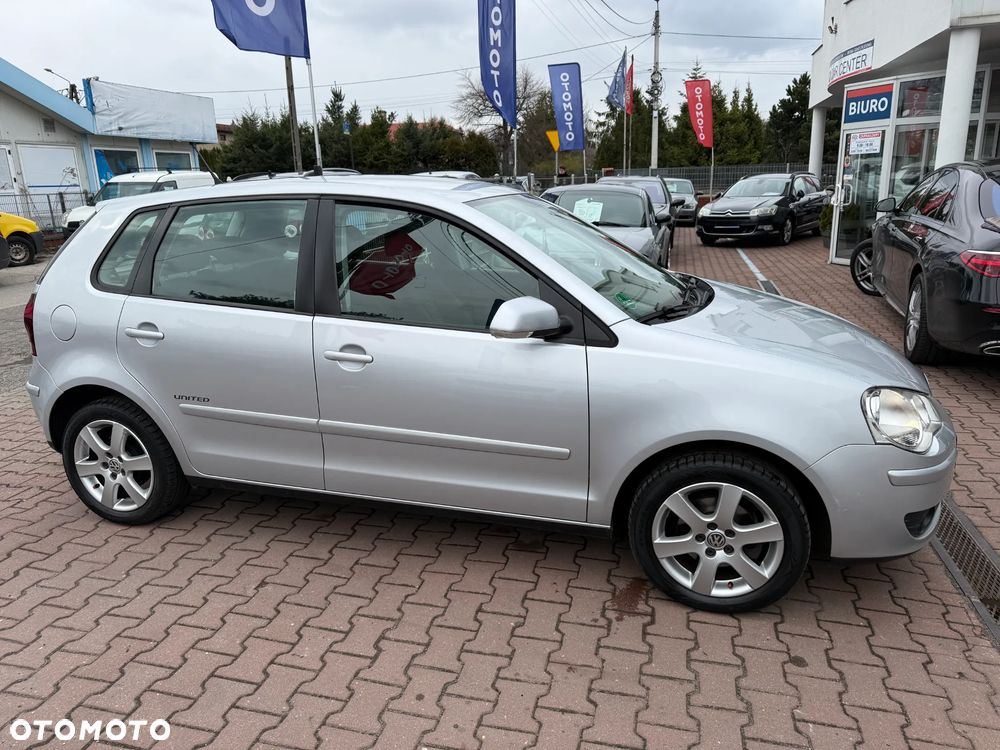 Volkswagen Polo - 10