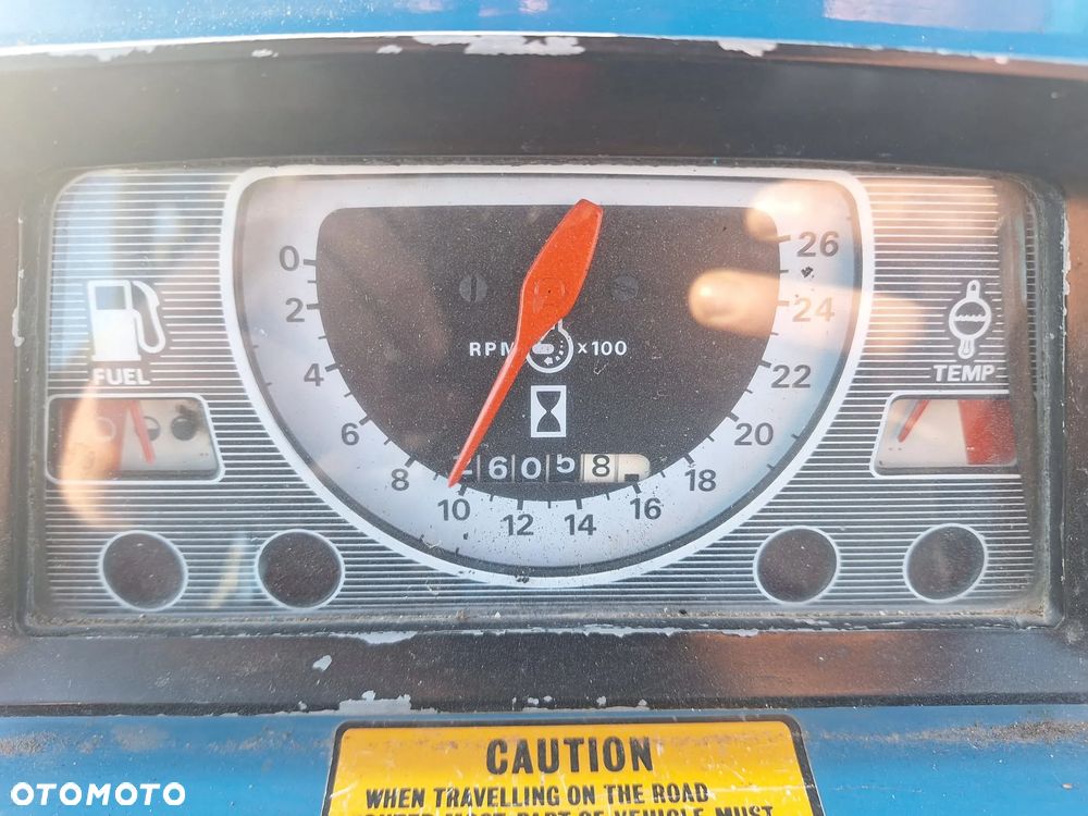 Ford 4600 - 18