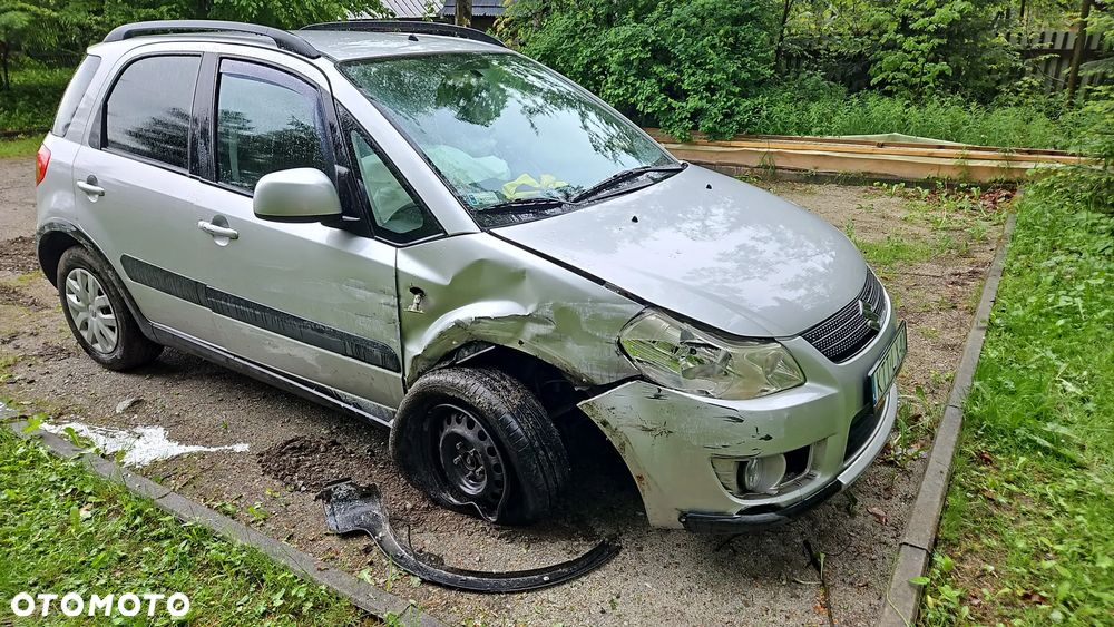 Suzuki SX4 1.6 VVT 4x4 Comfort - 1