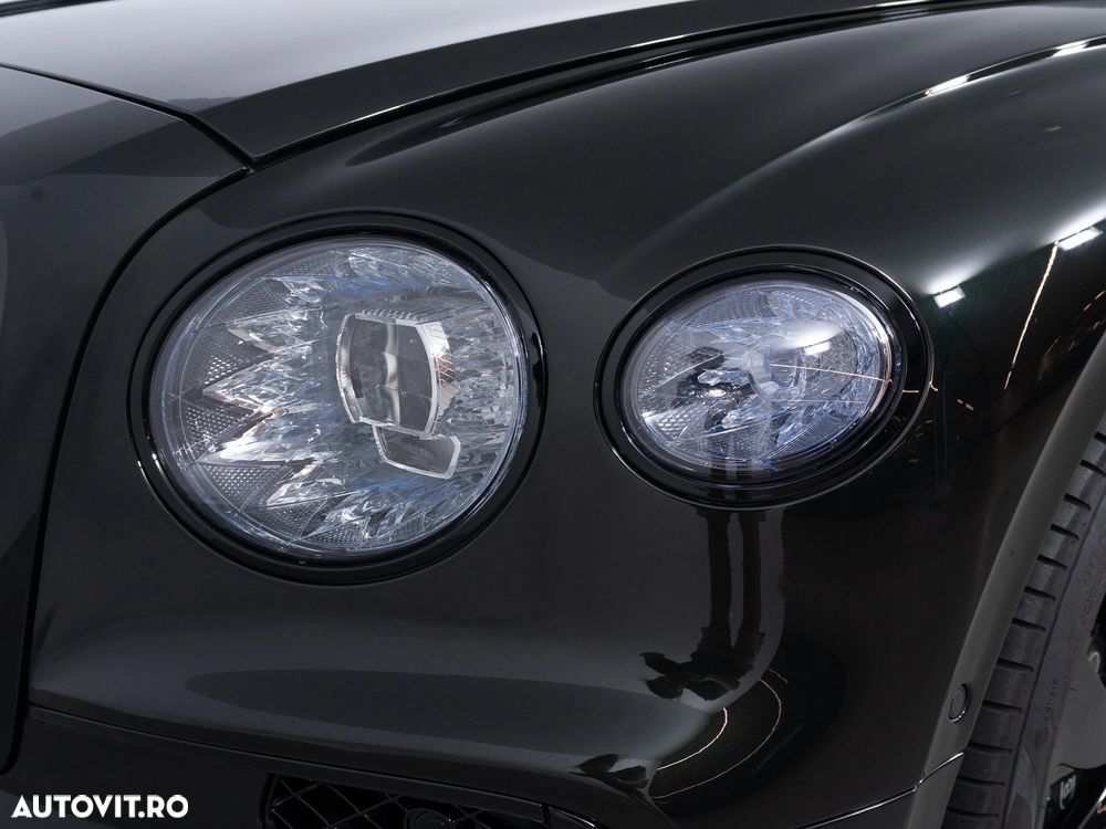 Bentley Flying Spur V8 PHEV - 24