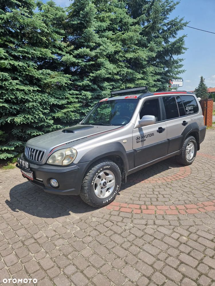 Hyundai Terracan - 4