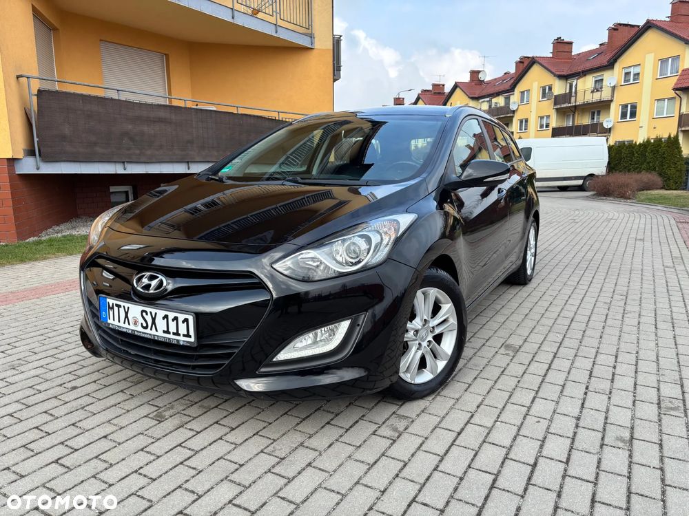 Hyundai i30 1.4 Premium - 1