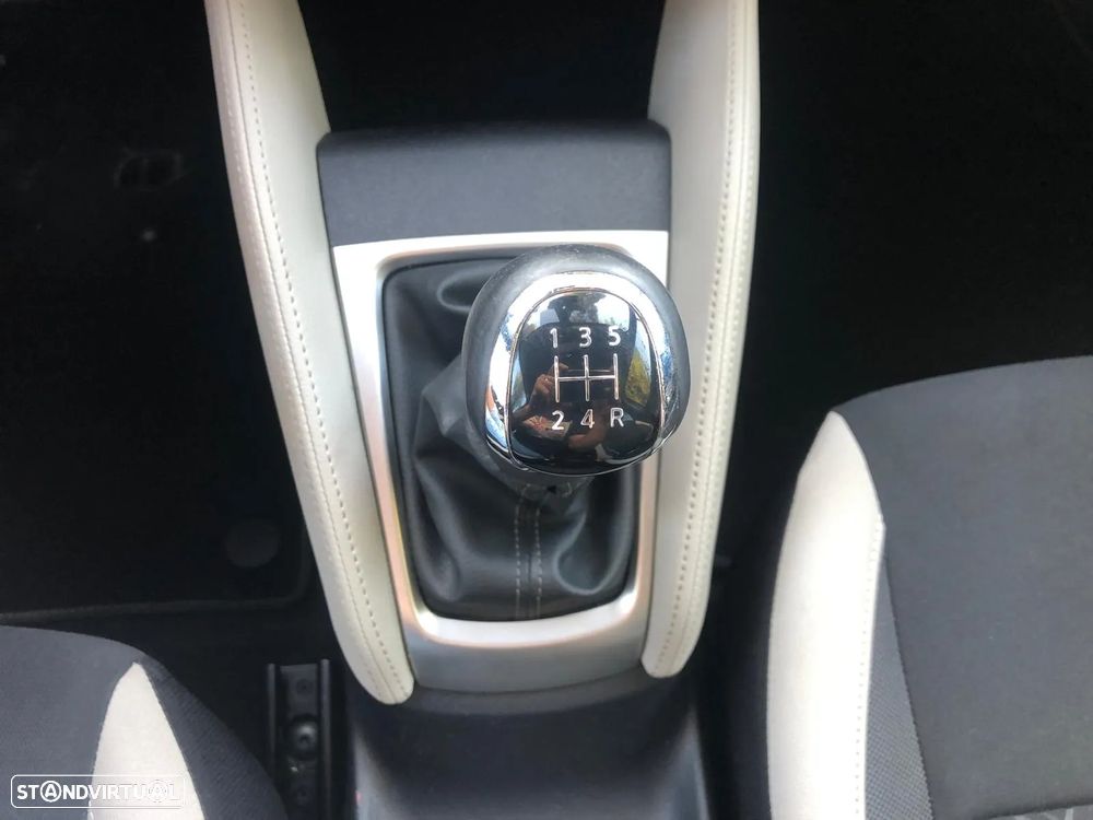 Nissan Micra 0.9 IG-T Visia S/S - 12