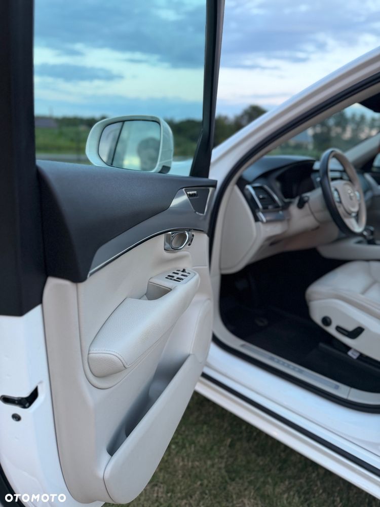 Volvo XC 90 T6 AWD Geartronic Momentum - 12