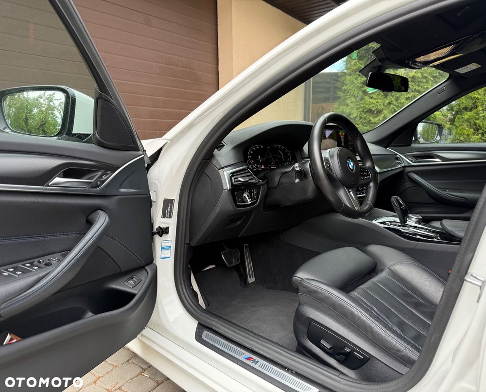 BMW Seria 5 530i GPF M Sport sport - 17