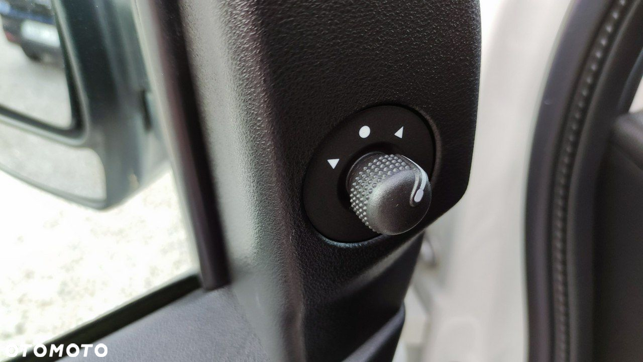 Fiat Doblo - 22
