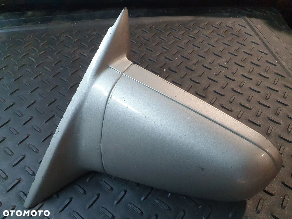 OPEL OMEGA A LUSTERKO 5 PIN LEWE EUROPA SREBRNE - 3