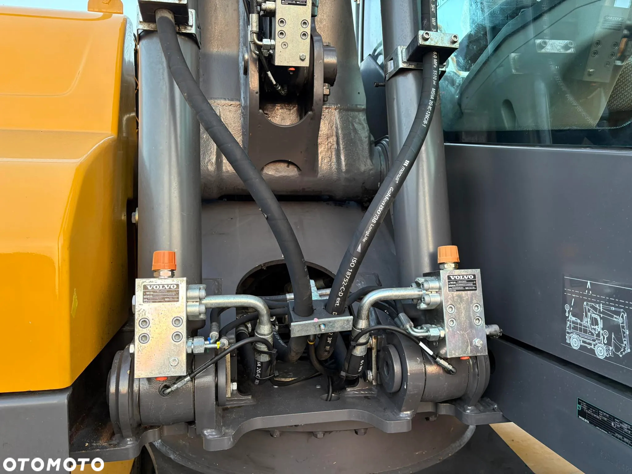 Volvo EW 140D ROTOTILT SZCZYPCE SYSTEM LEICA - 11