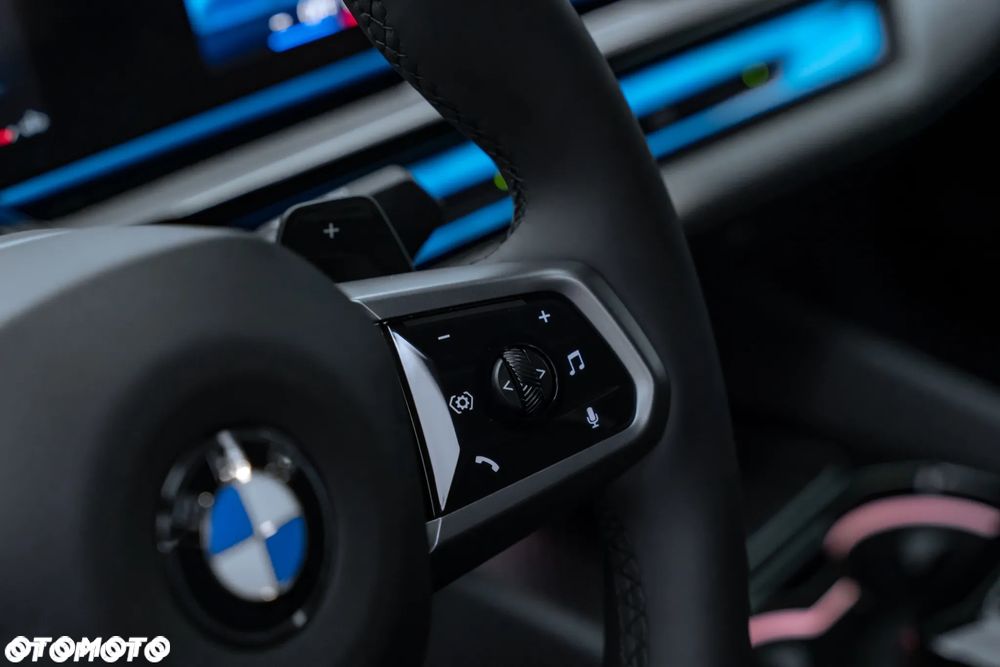 BMW Seria 5 520i mHEV M Sport - 27