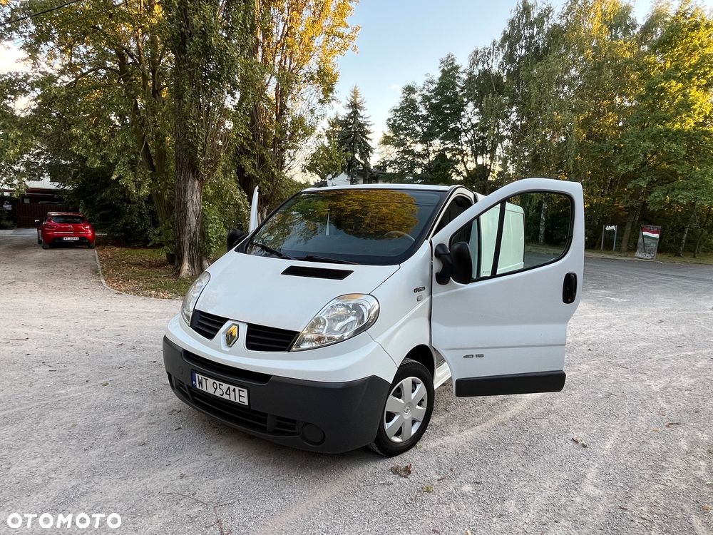 Renault Trafic - 1