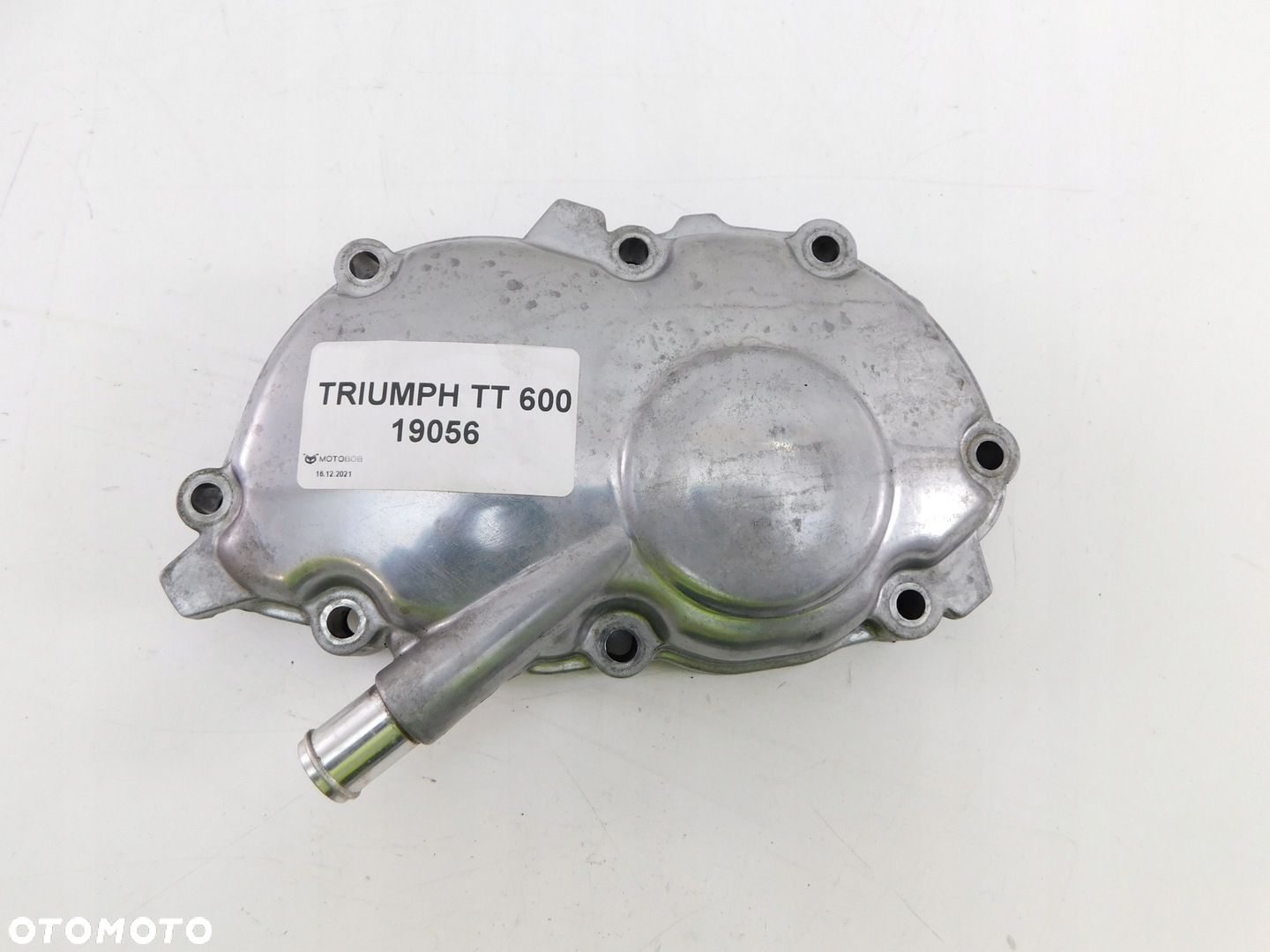 TRIUMPH TT600 DEKIEL POKRYWA SILNIKA - 1