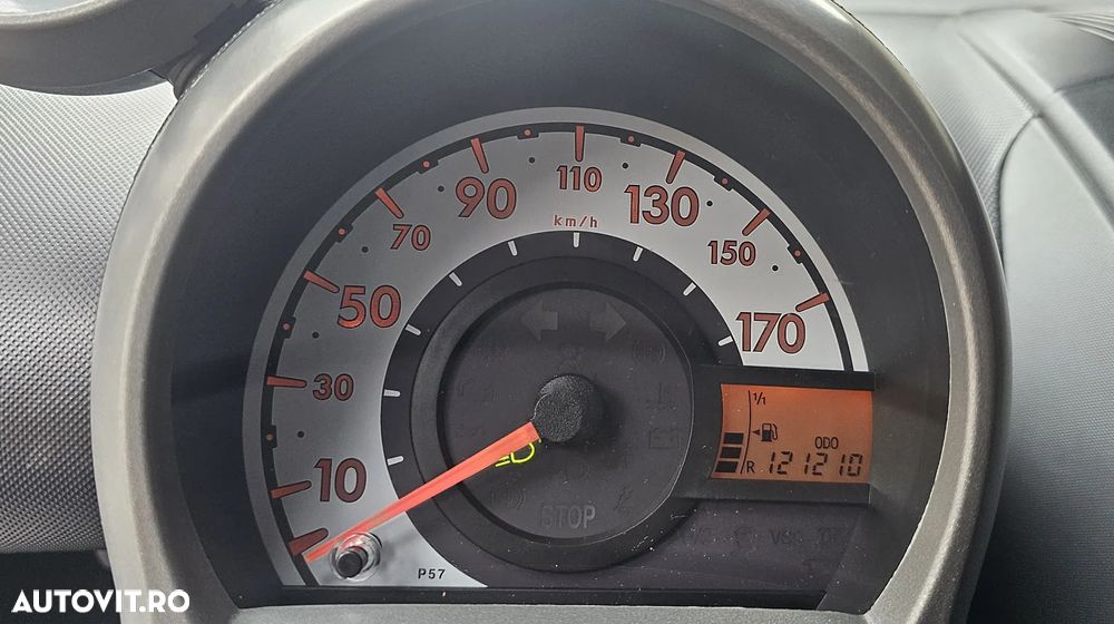 Peugeot 107 (70) 68 Access - 9