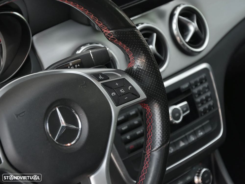 Mercedes-Benz GLA 200 (CDI) d 7G-DCT AMG Line - 15