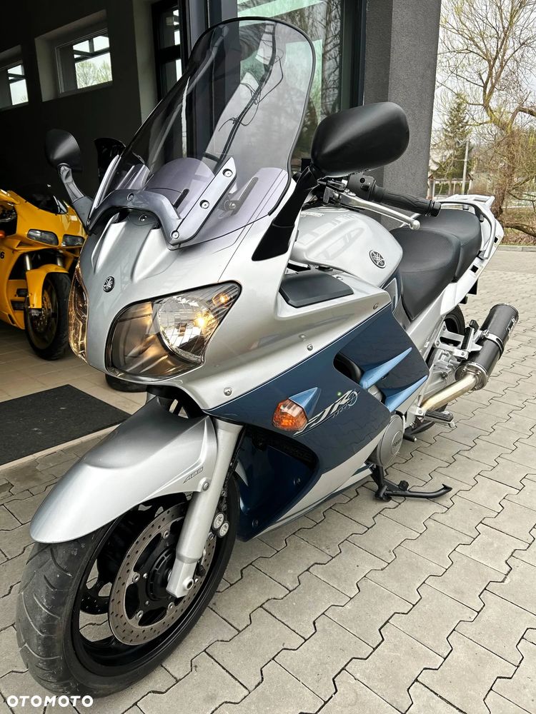 Yamaha FJR - 22