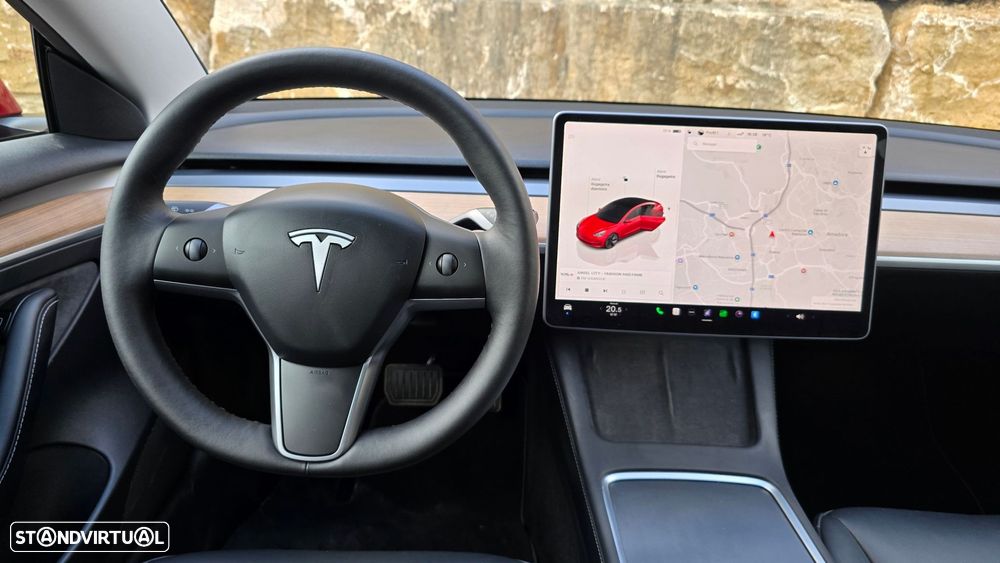 Tesla Model 3 - 12