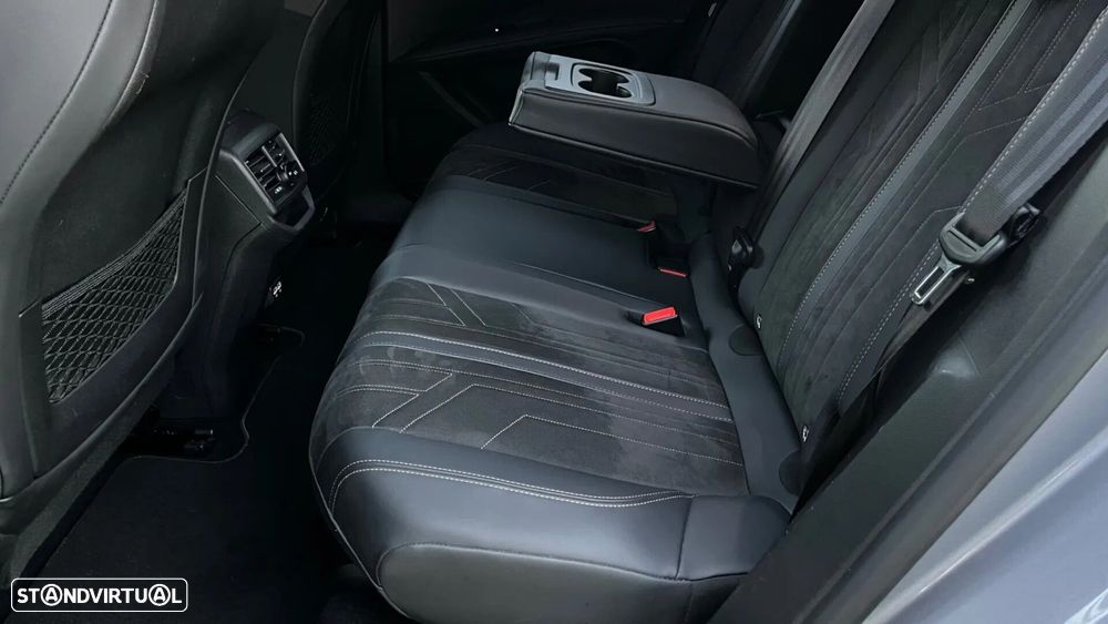 Peugeot 3008 1.5 BlueHDi GT EAT8 - 24