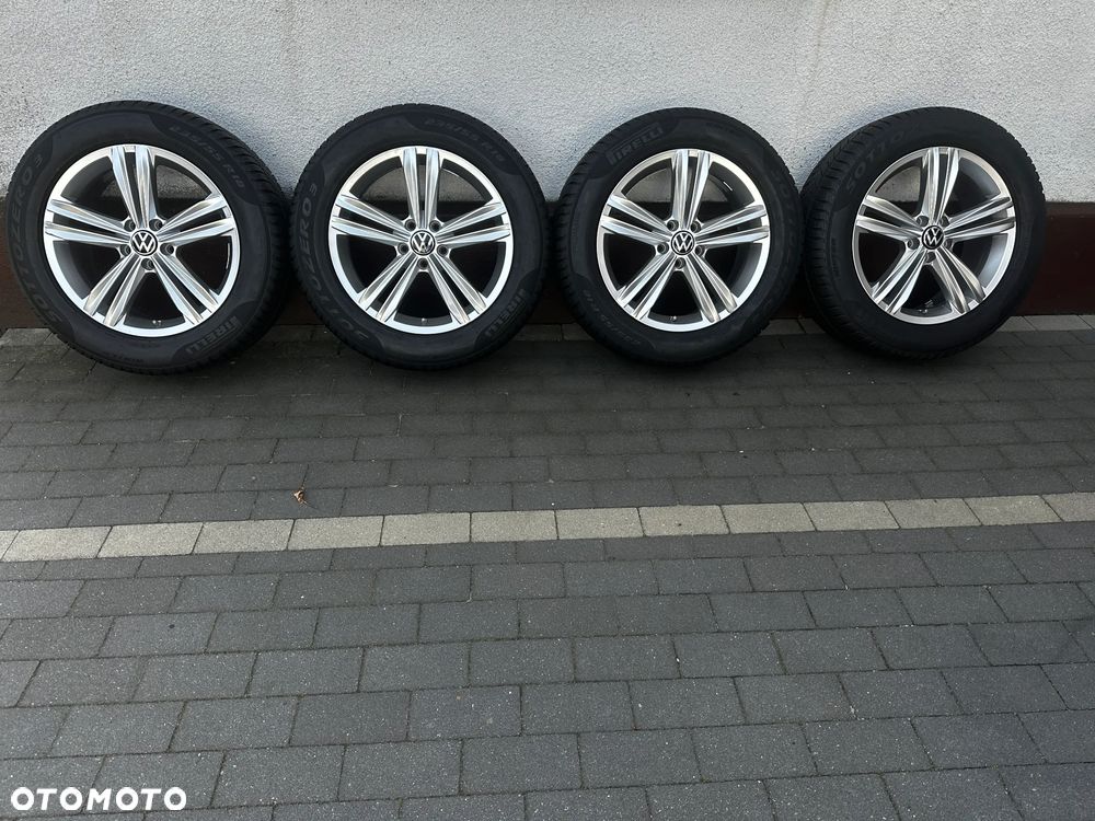 235 55 18 / Vw Tiguan 5NA AUDI Q3 8U0  / PIRELLI / r-LINE!!! - 2