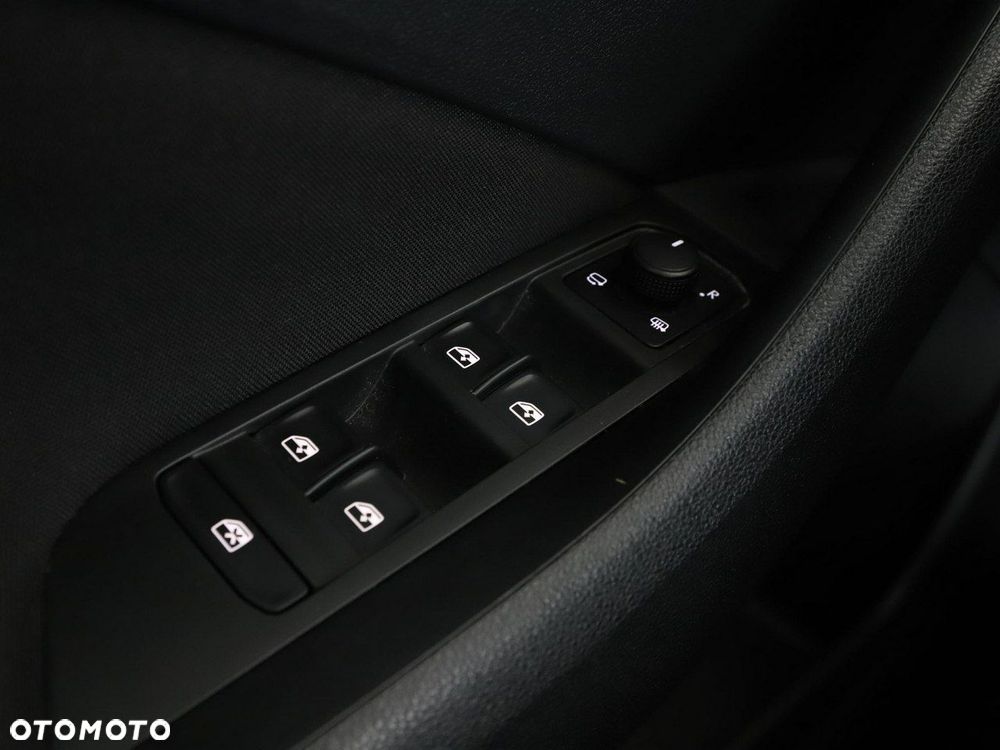 Skoda Kamiq 1.5 TSI Style DSG - 38