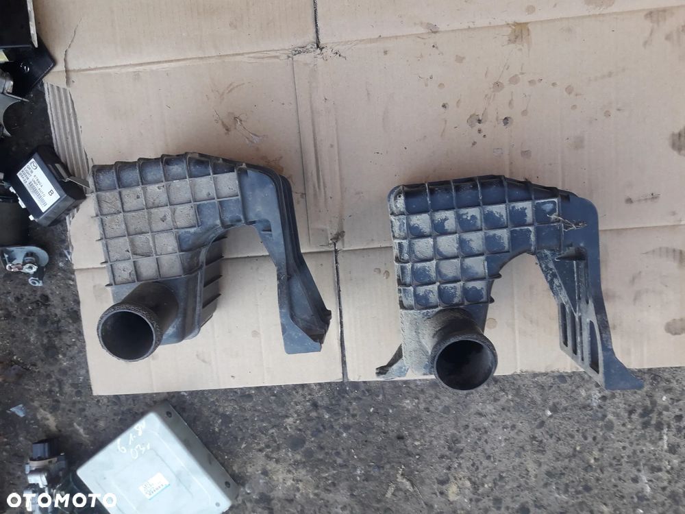 Mazda 6 GH 08-12 1.8 2.0 2.5 16V Rezonator Obudowa - 2