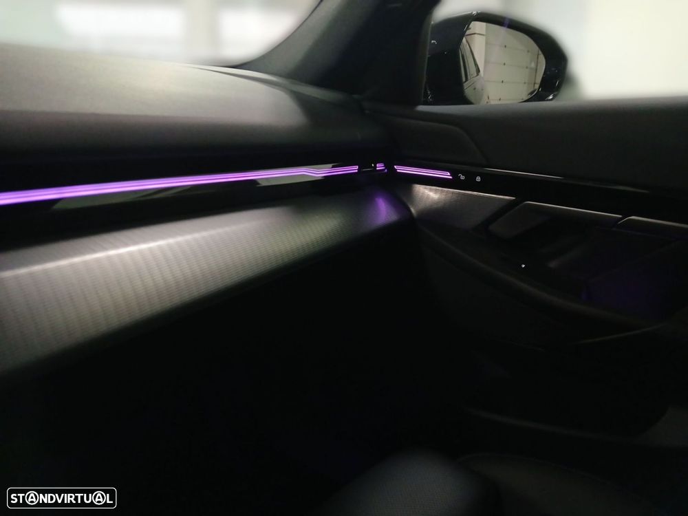 BMW 530 e Pack M - 24