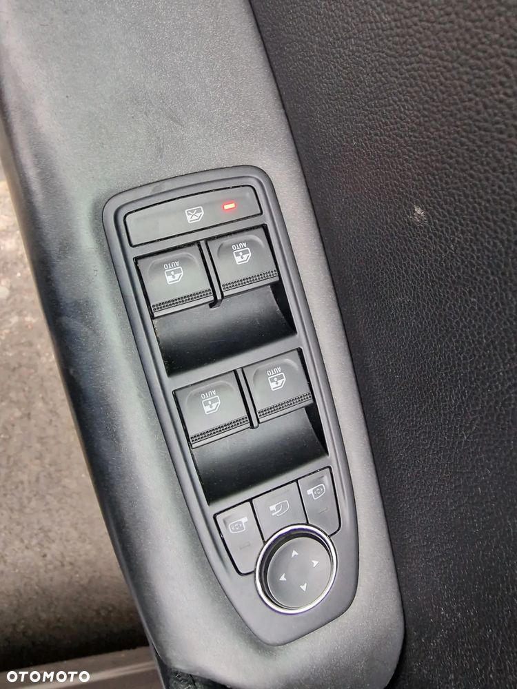 Renault Captur 1.5 dCi Energy Limited - 19