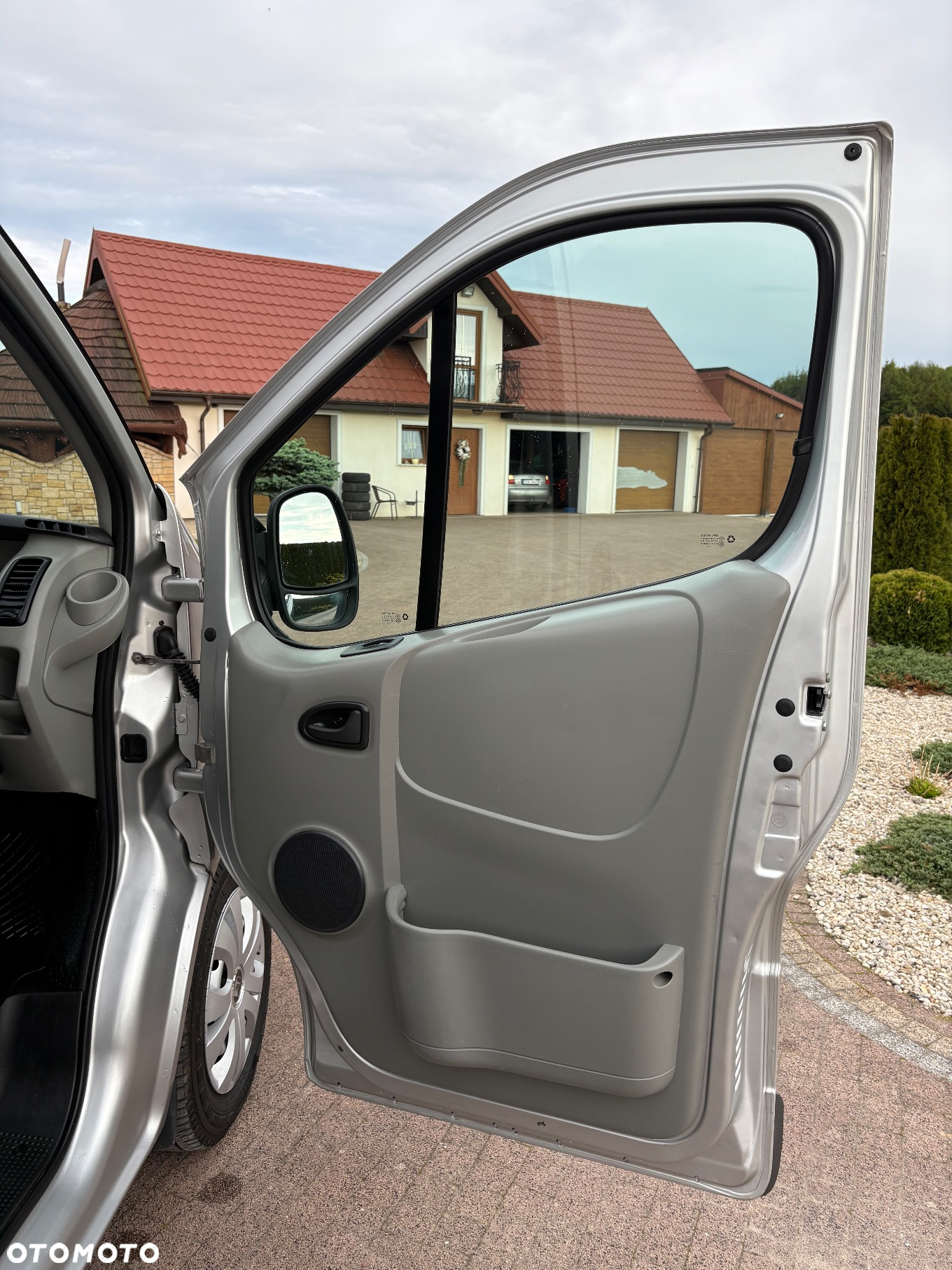Renault Trafic - 22