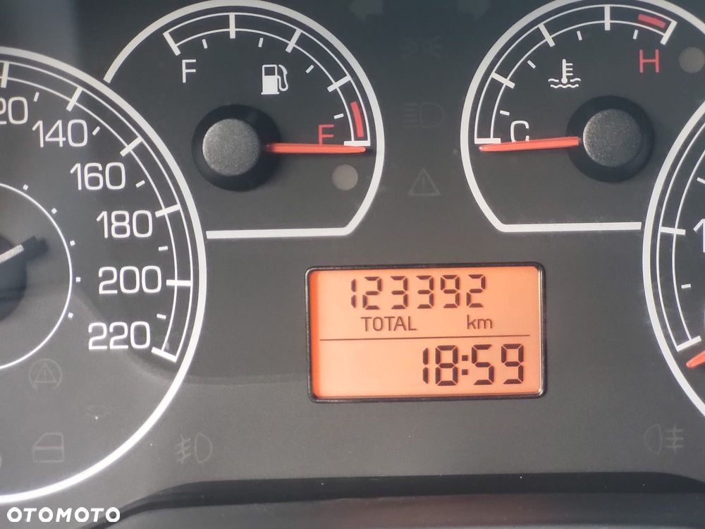 Fiat Punto 1.2 Easy - 27