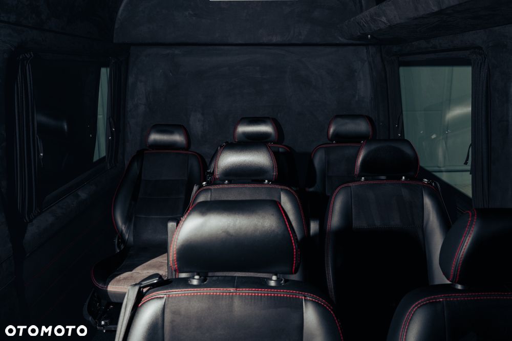 Mercedes-Benz Sprinter - 9