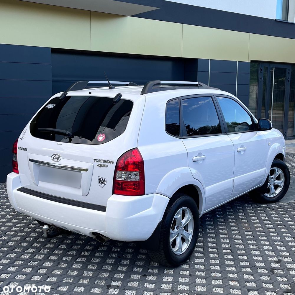 Hyundai Tucson 2.0 Elegance / Premium - 4